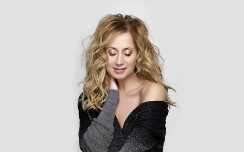 lara_fabian