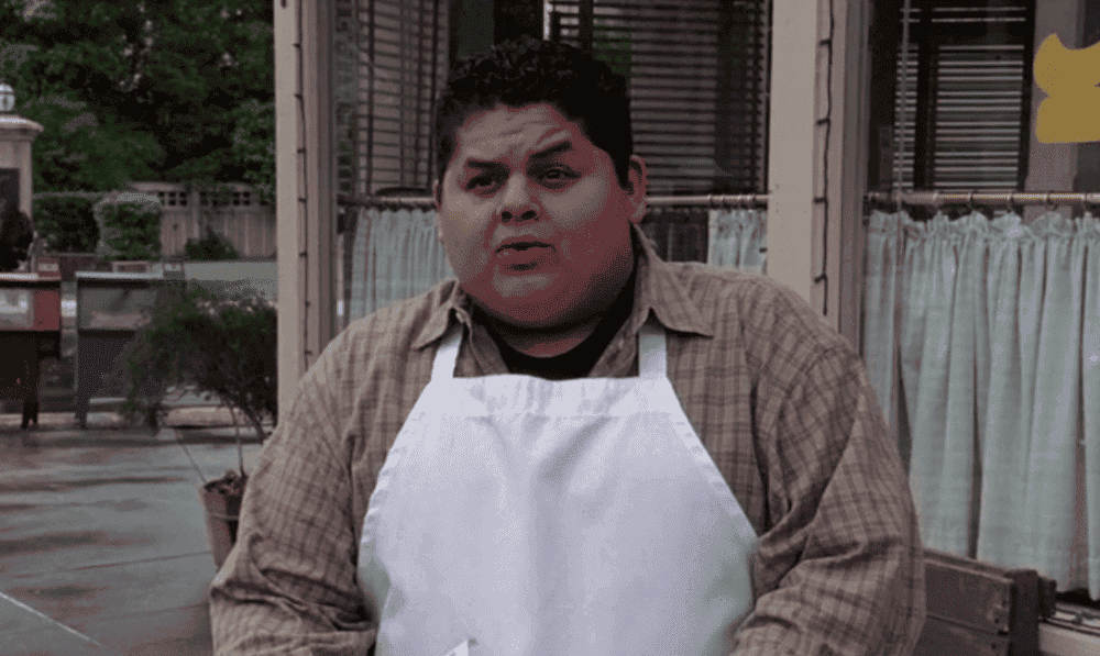 02-gilmore-girls-caesar-maxmag