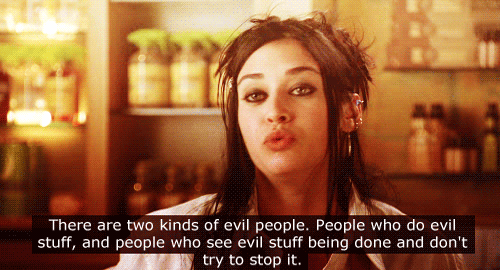 mean-girls-gif-janis-ian-there-are-two-kinds-of-evil
