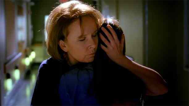 10-greysanatomy-shondaland-ellisgrey