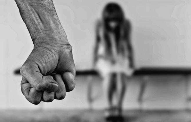 Αν τολμήσεις να σηκώσεις ξανά το χέρι σου…