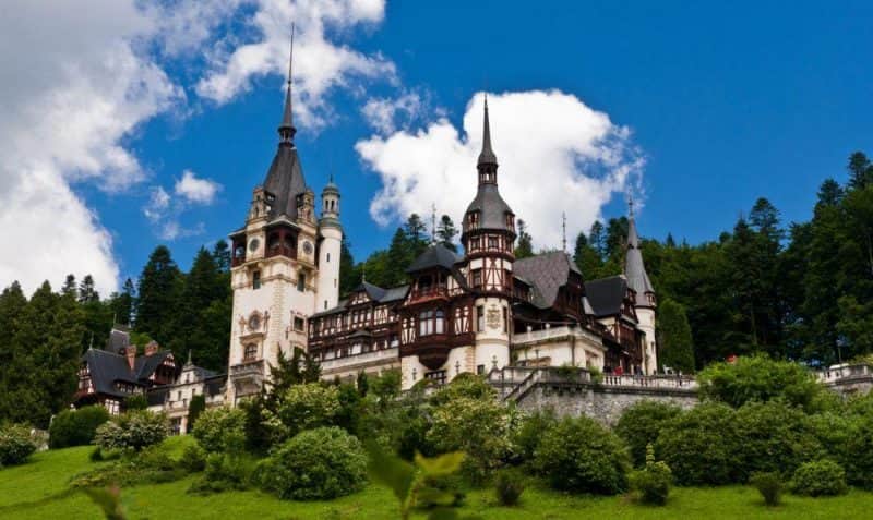 Peleș Castle: Το μαγευτικό κάστρο της Ρουμανίας