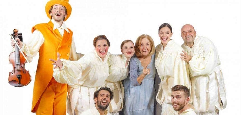 «Το Βαλς με τα Παραμύθια» της Κάρμεν Ρουγγέρη στο θέατρο Κιβωτός