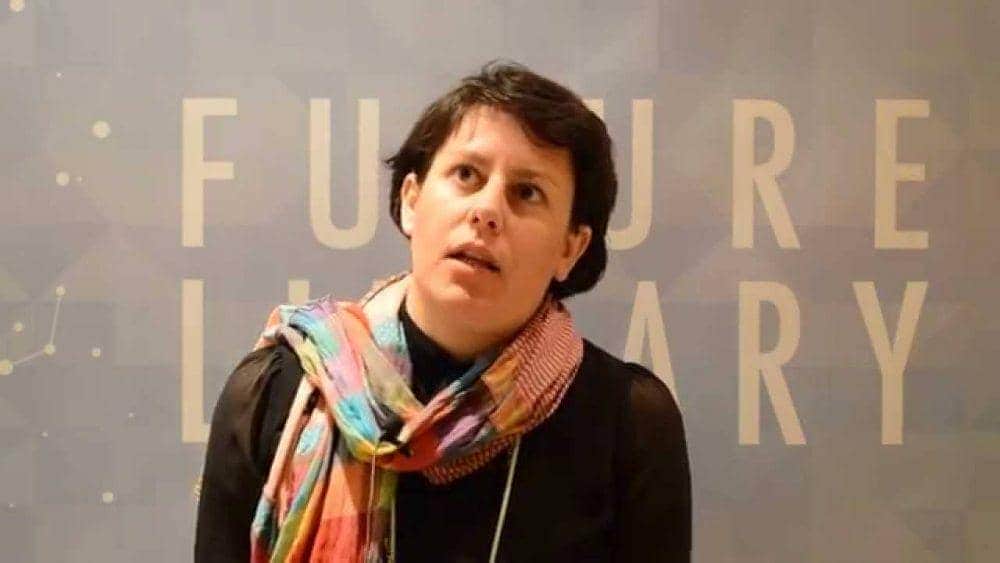 Στη βιβλιοθήκη Ραψάνης με την Χάιδω Πανταζή: “Η βιβλιοθήκη είναι το κέντρο της τοπικής κοινωνίας”