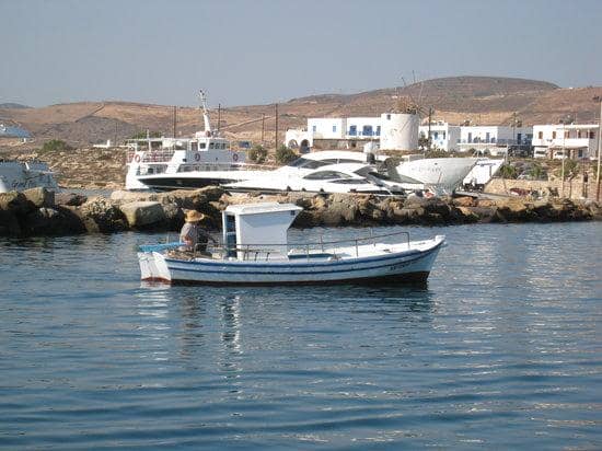 Αντίπαρος