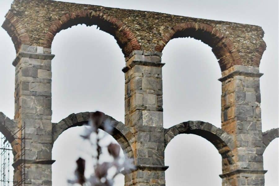 Κάτοψη της Υδατογέφυρας του ρωμαϊκού υδραγωγείου Μυτιλήνης στη Μόρια Λέσβου Ρωμαϊκό Υδραγωγείο