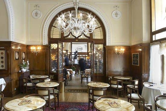 Ιστορικά καφενεία του κόσμου, Caffe Gilli, Φλορεντία, Ιταλία Ιστορικά καφενεία