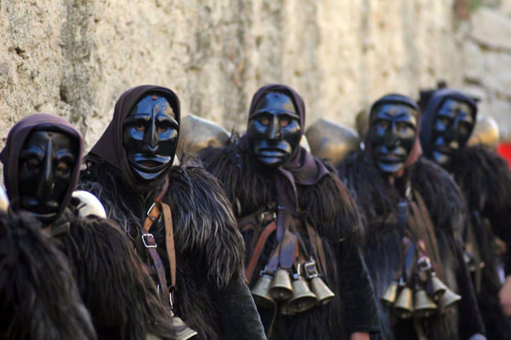 μαμουθόνες