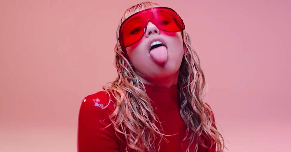 Mother’s Daughter: H νέα ηχηρή δήλωση της Miley Cyrus