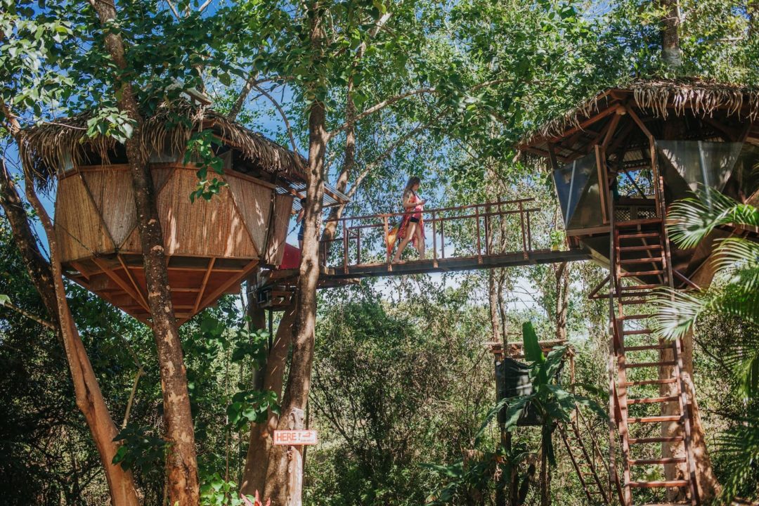 παράξενα Airbnb