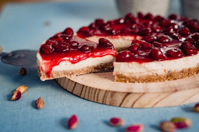 vegan- friendly, cake