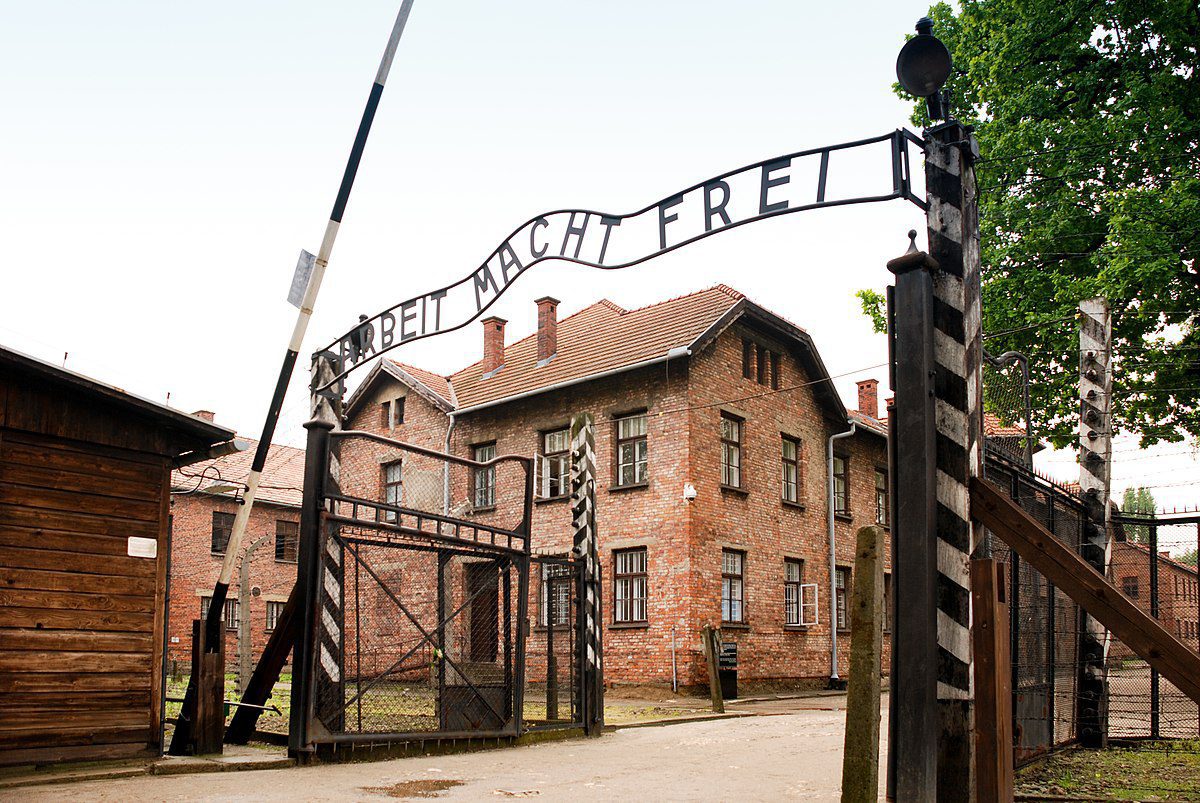 Dark Tourism- Άουσβιτς