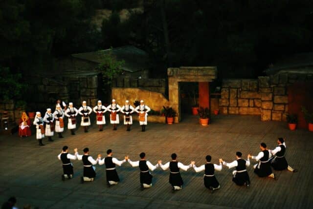 Δόρα Στράτου