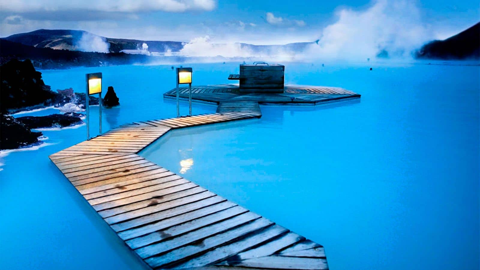  Ισλανδία: Η γεωθερμική λίμνη που κόβει την ανάσα