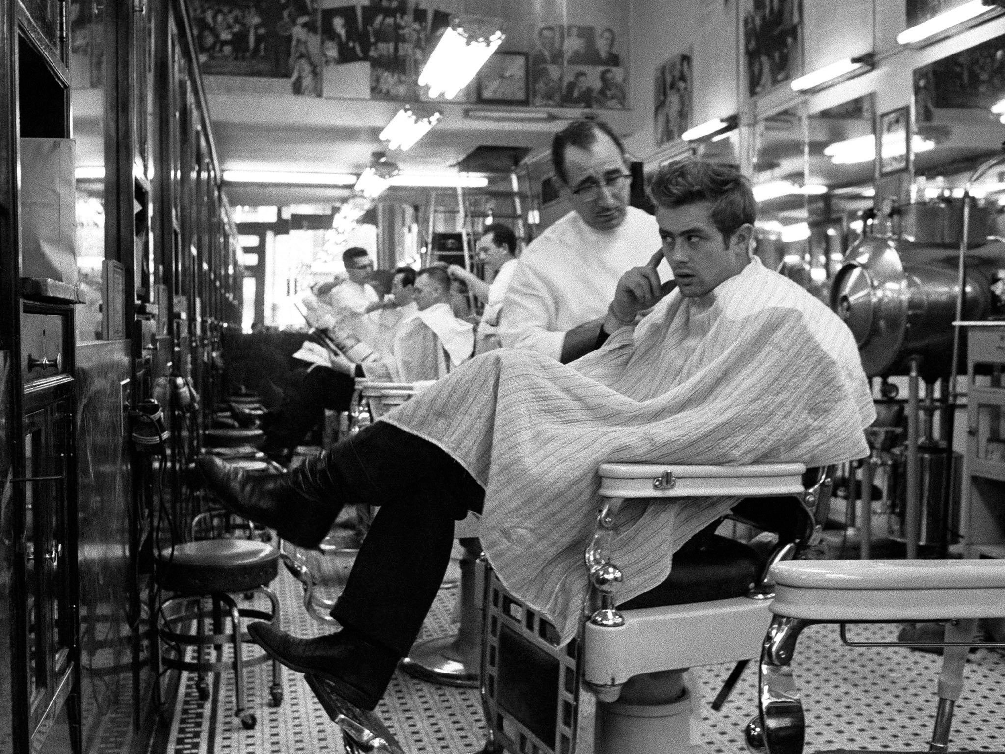 James Dean στο κομμωτήριο
