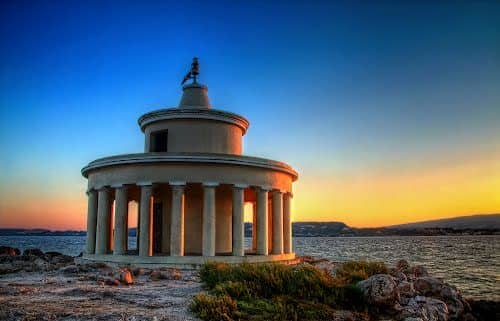 Φάροι