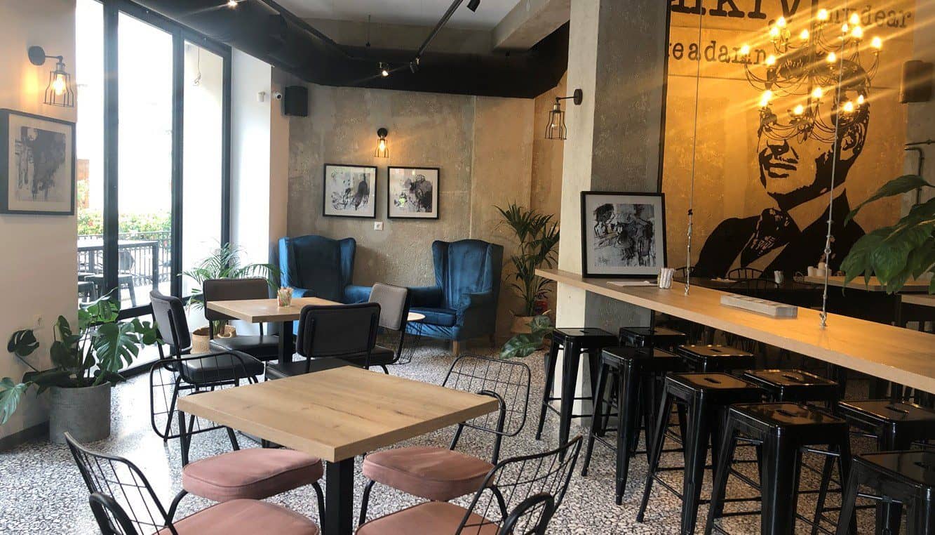 Frankly Cafe
