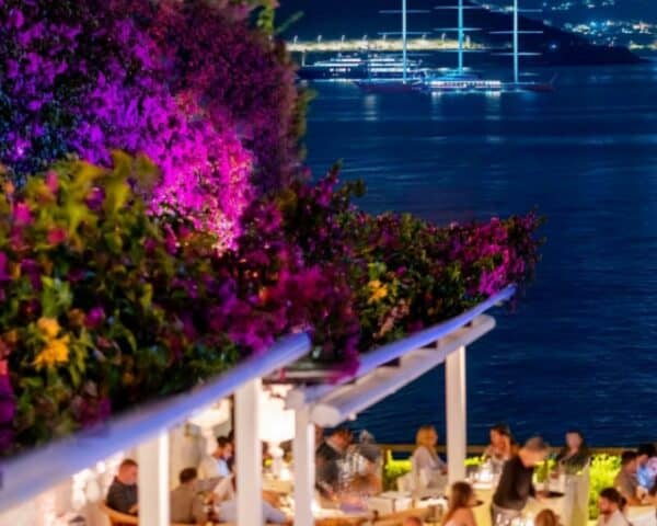 εστιατόρια με θέα θάλασσα - Island Athens Riviera
