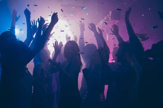 Μουσική για πάρτι από τα 80s έως και σήμερα
