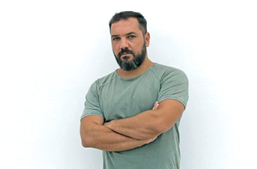 Γιώργος Καστέλλης: “Ο έρωτας περνάει με το χρόνο”